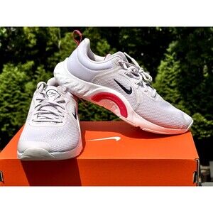 NEW Nike Renew In-Season TR 11 (White / Pink) Casual Sneaker - Size 9 US